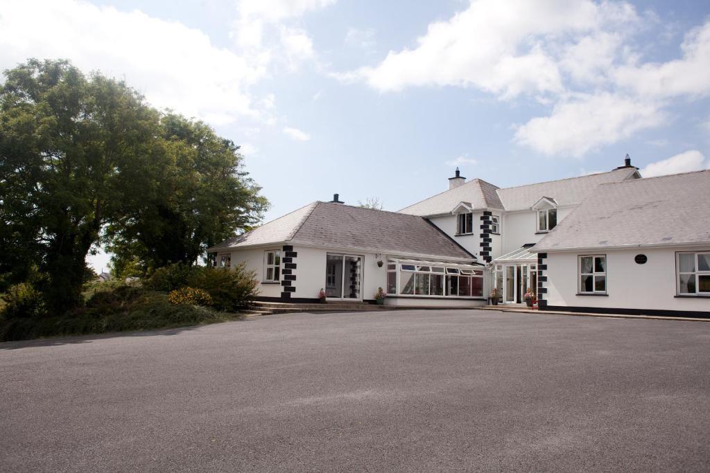 Hotel Grovemount House Ennistimon Zewnętrze zdjęcie